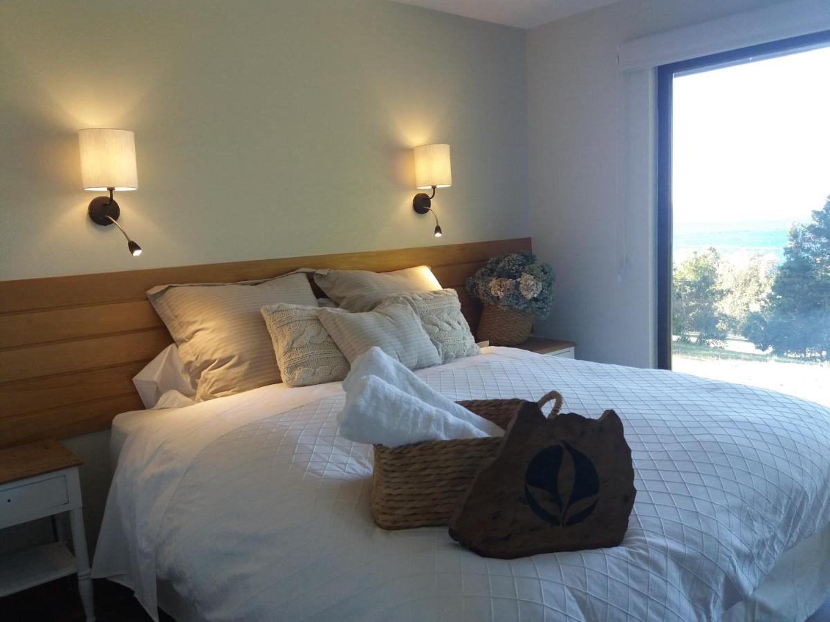 Quetrihue Bed & Breakfast ปูแอร์โตบารัส ภายนอก รูปภาพ